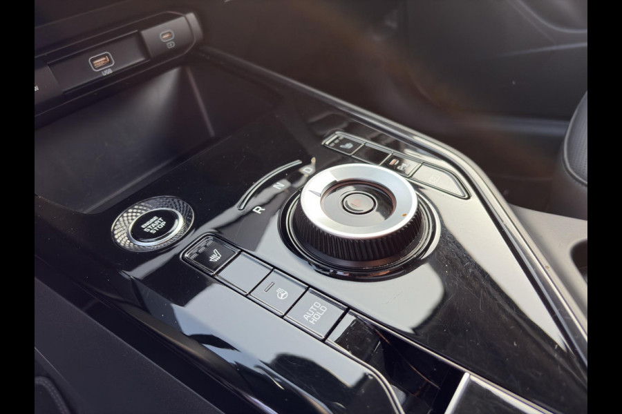 Kia Niro 1.6 GDi Hybrid DynamicPlusLine Automaat | Leder | Stoel- en Stuurverwarming | Adapt. Cruise | Schuif/Kanteldak | Elektr. Achterklep |