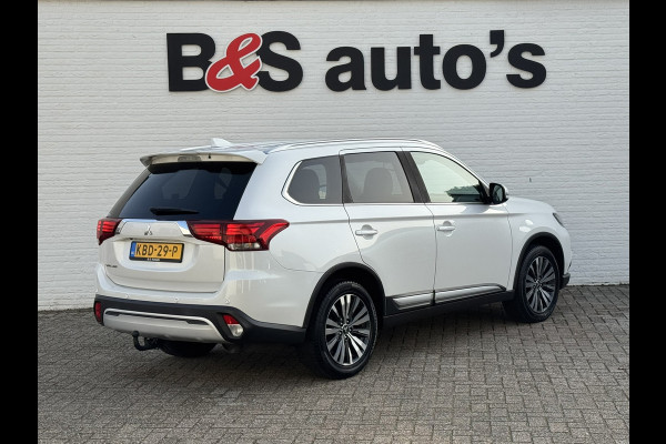 Mitsubishi Outlander 2.0 2WD Limited Automaat 7P Full-LED Achteruirijcamera Navi Cruise Control Apple Android Stoelverwarming