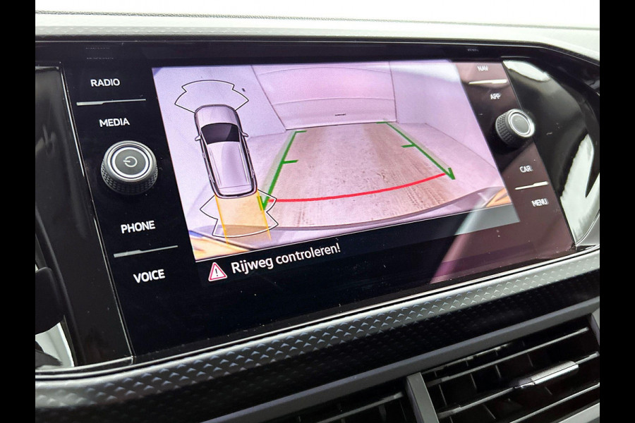 Volkswagen T-Cross 1.0 TSI Life Business CAMERA | AD-CRUISE | NAVI & CARPLAY