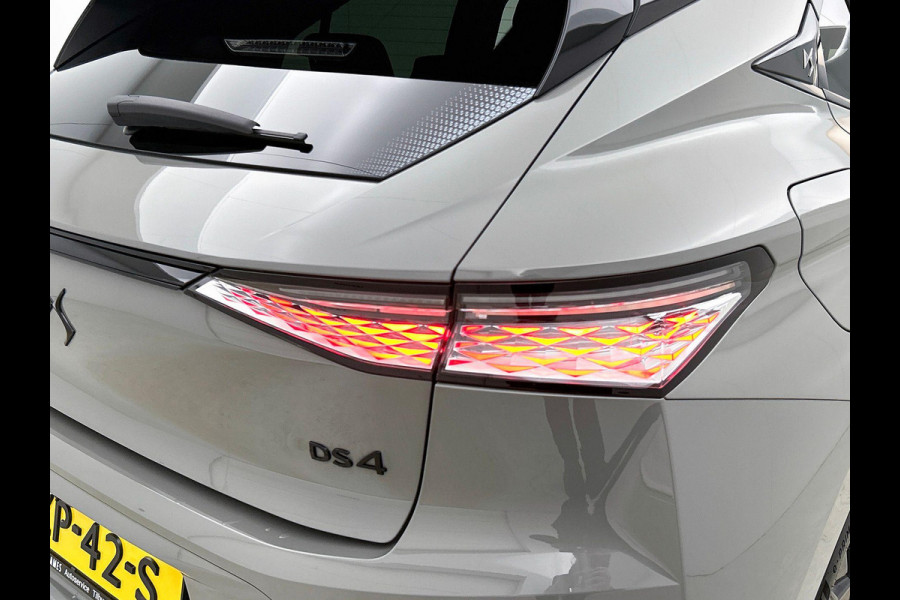 DS DS 4 1.2 PureTech Performance Line+ HEAD-UP | EL. BED. STOELEN | LEER-ALCANTARA