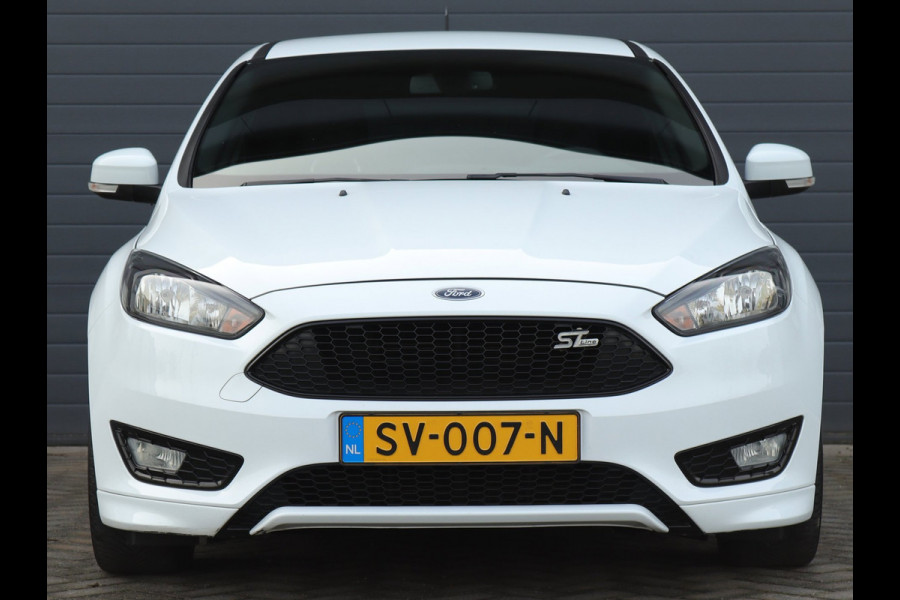 Ford Focus 1.0 Titanium ST-line