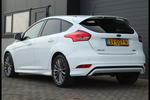 Ford Focus 1.0 Titanium ST-line