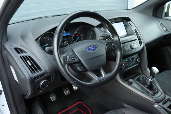 Ford Focus 1.0 Titanium ST-line