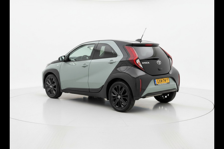 Toyota Aygo X 1.0 VVT-i MT Pulse | Eerste eigenaar, Tarragon, Zwarte lichtmetalen velgen, Bi-Tone, Climate control, Apple CarPlay/Android Auto