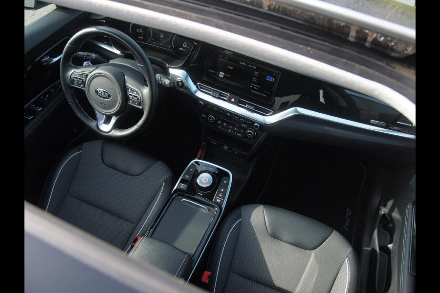 Kia e-Niro DynamicPlusLine 64 kWh | Panoramadak | Apple Carplay | Cruise Control | FASE 3 |