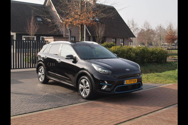 Kia e-Niro DynamicPlusLine 64 kWh | Panoramadak | Apple Carplay | Cruise Control | FASE 3 |