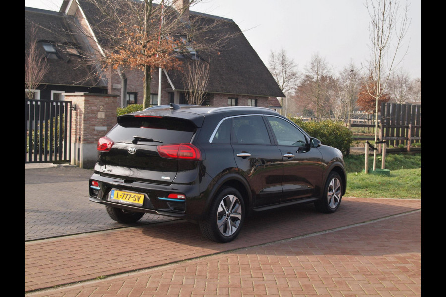Kia e-Niro DynamicPlusLine 64 kWh | Panoramadak | Apple Carplay | Cruise Control | FASE 3 |