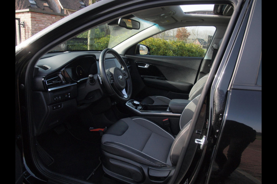 Kia e-Niro DynamicPlusLine 64 kWh | Panoramadak | Apple Carplay | Cruise Control | FASE 3 |
