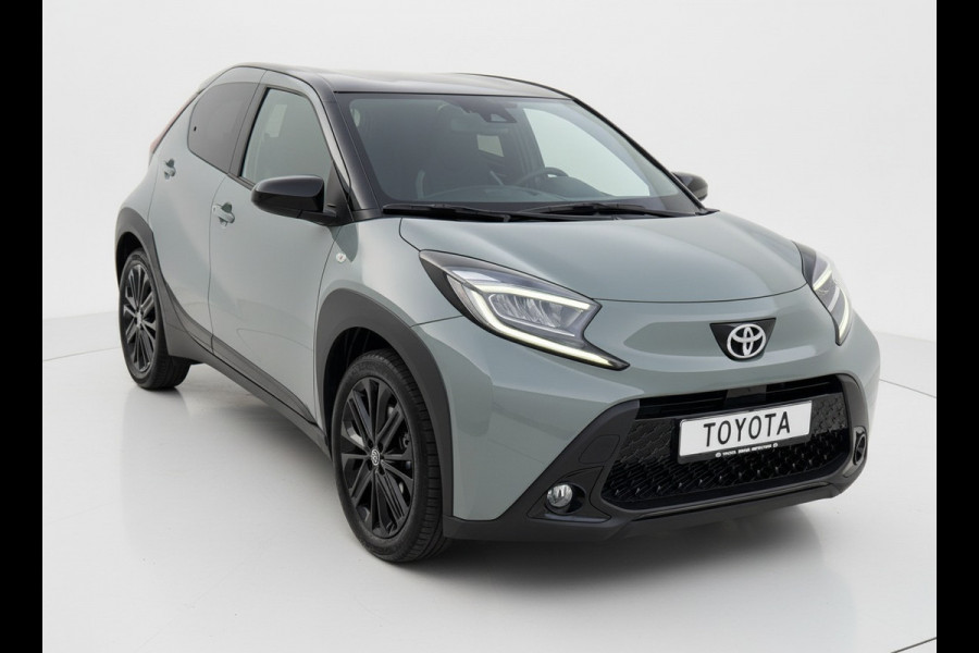 Toyota Aygo X 1.0 VVT-i MT Pulse | Eerste eigenaar, Tarragon, Zwarte lichtmetalen velgen, Bi-Tone, Climate control, Apple CarPlay/Android Auto