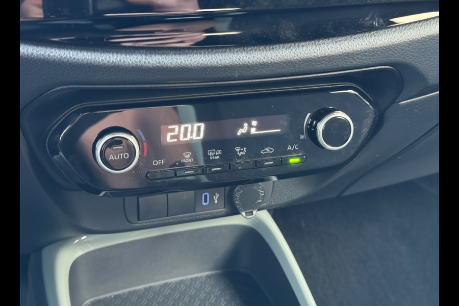 Toyota Aygo X 1.0 VVT-i MT Pulse | Eerste eigenaar, Tarragon, Zwarte lichtmetalen velgen, Bi-Tone, Climate control, Apple CarPlay/Android Auto