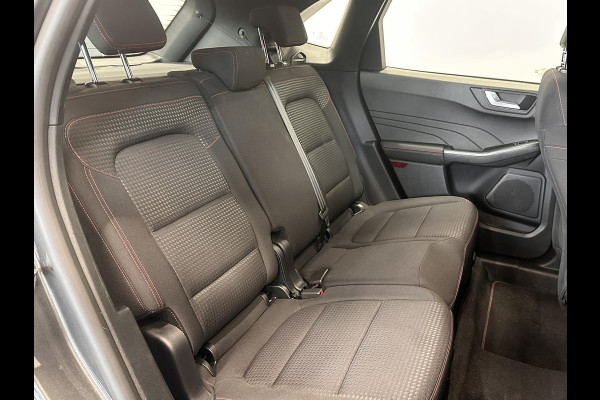 Ford Kuga 2.5 PHEV ST-Line Airco ECC Navi Carplay PDC VA + Camera Full LED 18" Velgen Cruise Control