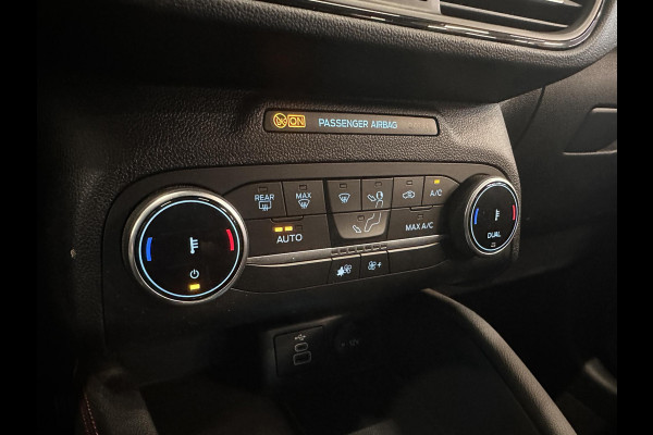 Ford Kuga 2.5 PHEV ST-Line Airco ECC Navi Carplay PDC VA + Camera Full LED 18" Velgen Cruise Control