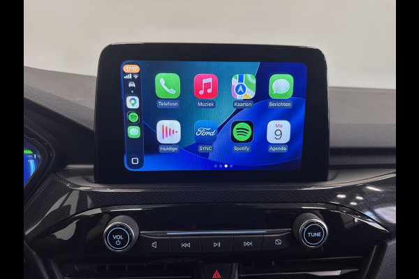 Ford Kuga 2.5 PHEV ST-Line Airco ECC Navi Carplay PDC VA + Camera Full LED 18" Velgen Cruise Control