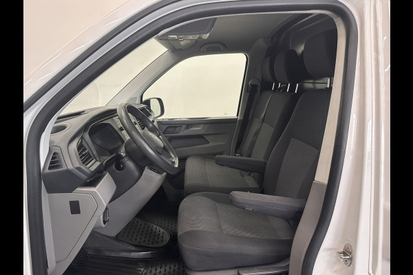 Volkswagen Transporter 2.0 TDI L1H1 Comfortline 150 PK Carplay Navi Airco Cruise Control Trekhaak Parkeersensoren + Camera Standkachel