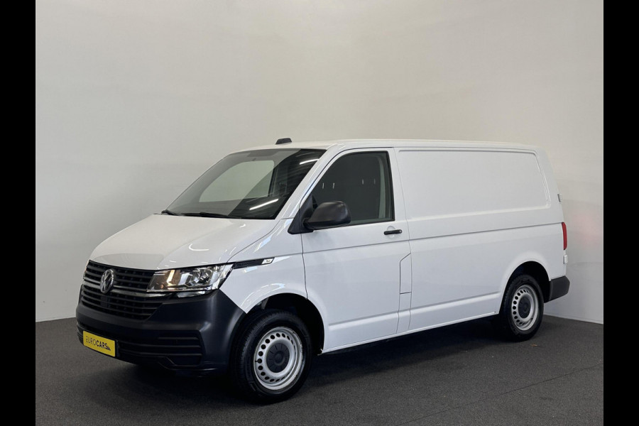 Volkswagen Transporter 2.0 TDI L1H1 Comfortline 150 PK Carplay Navi Airco Cruise Control Trekhaak Parkeersensoren + Camera Standkachel