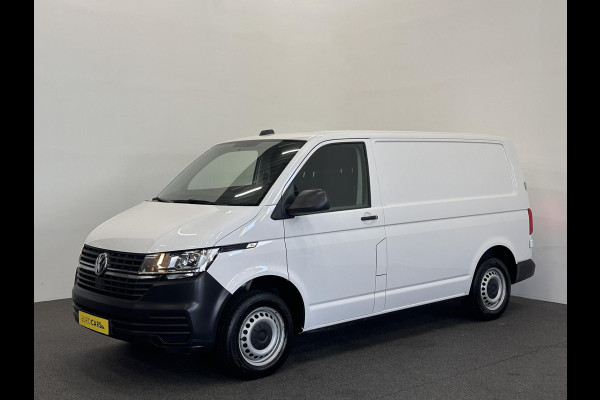 Volkswagen Transporter 2.0 TDI L1H1 Comfortline 150 PK Carplay Navi Airco Cruise Control Trekhaak Parkeersensoren + Camera Standkachel