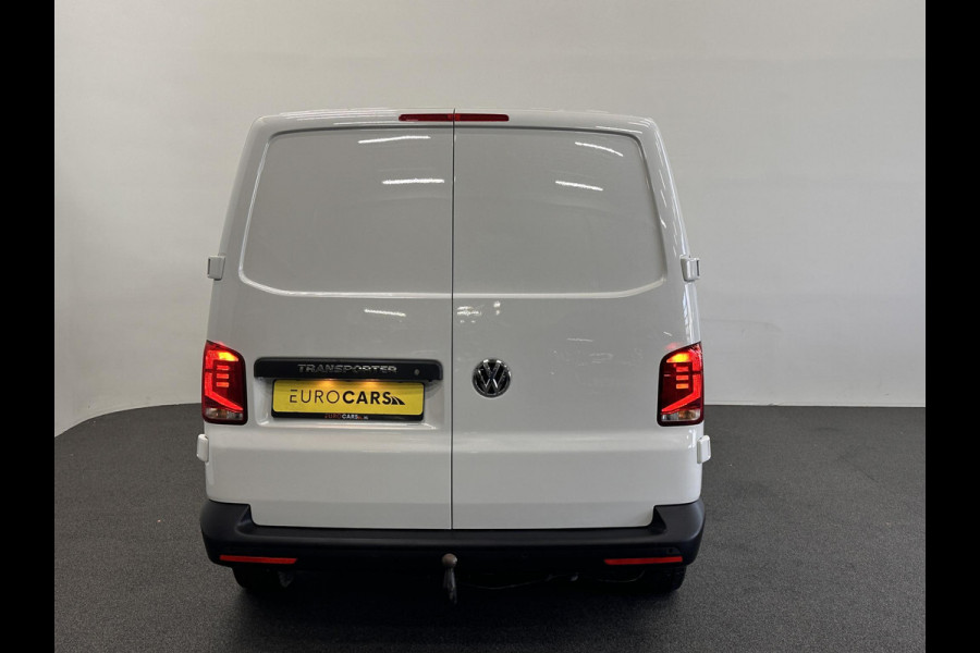 Volkswagen Transporter 2.0 TDI L1H1 Comfortline 150 PK Carplay Navi Airco Cruise Control Trekhaak Parkeersensoren + Camera Standkachel