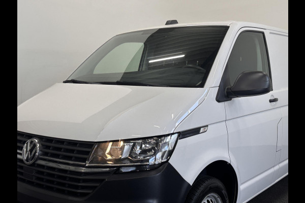 Volkswagen Transporter 2.0 TDI L1H1 Comfortline 150 PK Carplay Navi Airco Cruise Control Trekhaak Parkeersensoren + Camera Standkachel
