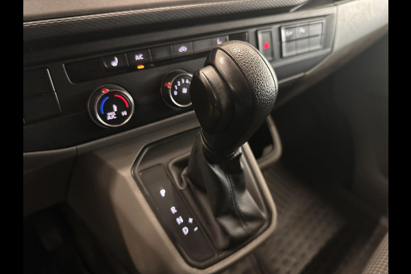 Volkswagen Transporter 2.0 TDI L1H1 Comfortline 150 PK Carplay Navi Airco Cruise Control Trekhaak Parkeersensoren + Camera Standkachel
