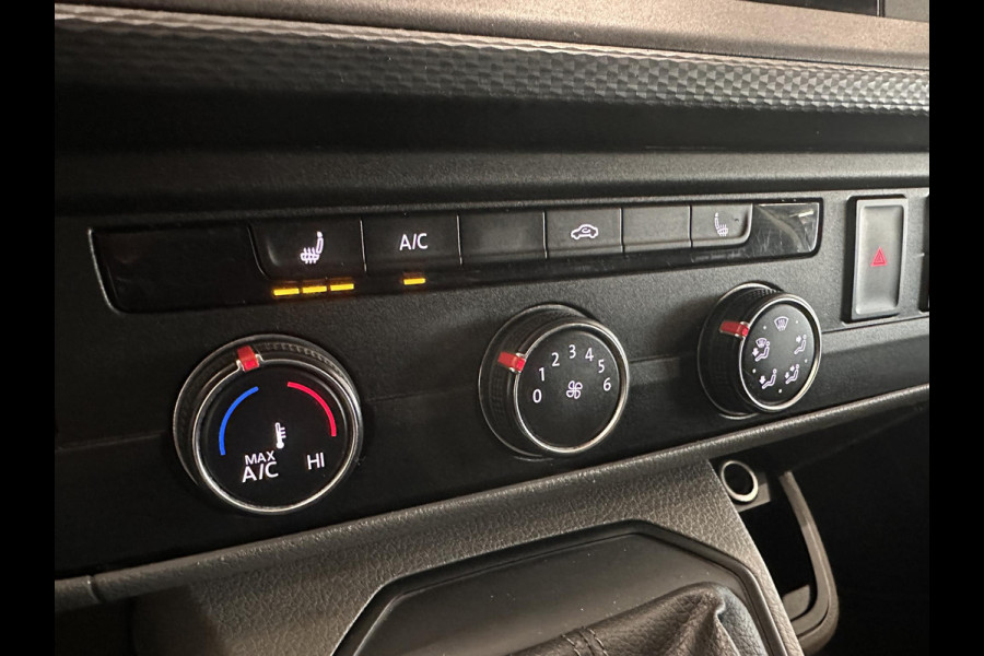 Volkswagen Transporter 2.0 TDI L1H1 Comfortline 150 PK Carplay Navi Airco Cruise Control Trekhaak Parkeersensoren + Camera Standkachel