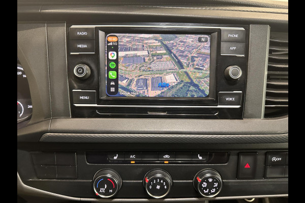 Volkswagen Transporter 2.0 TDI L1H1 Comfortline 150 PK Carplay Navi Airco Cruise Control Trekhaak Parkeersensoren + Camera Standkachel