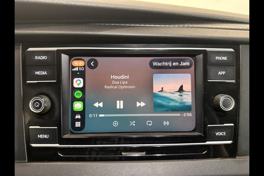 Volkswagen Transporter 2.0 TDI L1H1 Comfortline 150 PK Carplay Navi Airco Cruise Control Trekhaak Parkeersensoren + Camera Standkachel