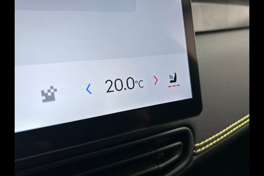 Lynk & Co 01 1.5 More Leder| Pano | Stoel+Stuurwielverwarming | Keyless