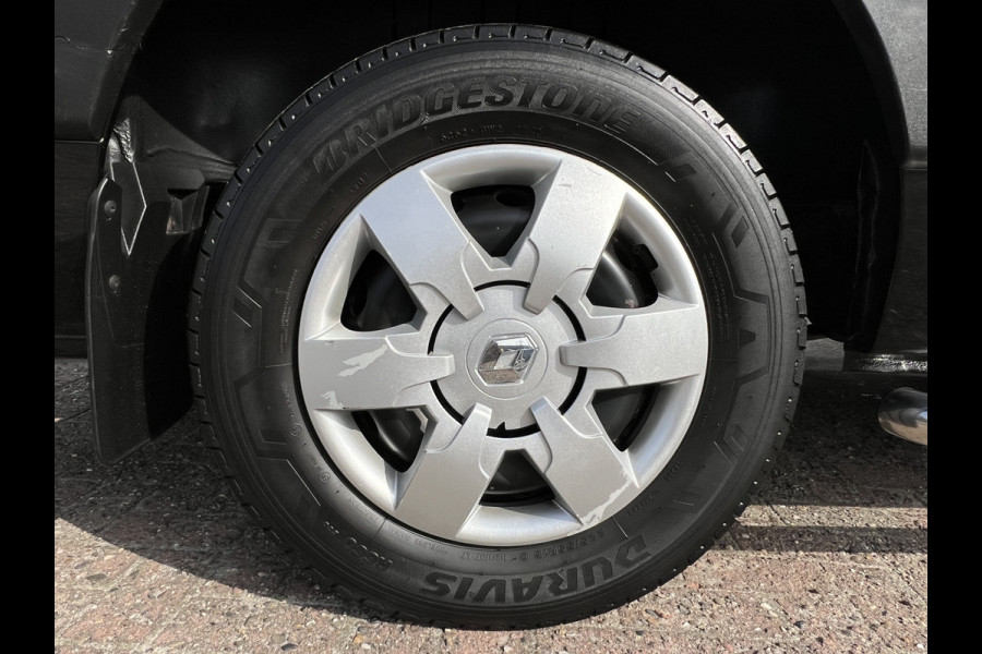 Renault Master T35 2.3 dCi 180 L2H2 Energy