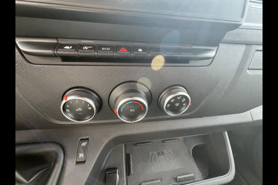 Renault Master T35 2.3 dCi 180 L2H2 Energy