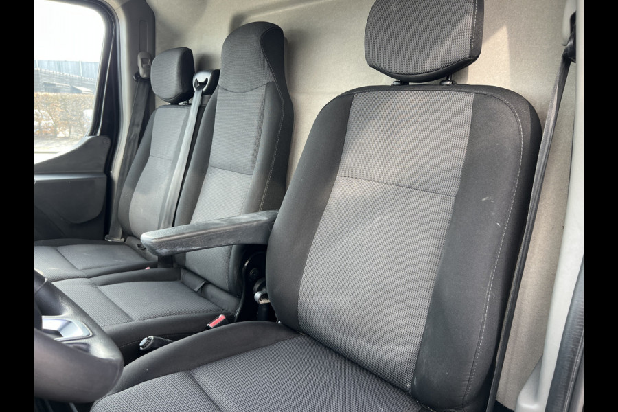 Renault Master T35 2.3 dCi 180 L2H2 Energy