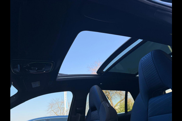 Lynk & Co 01 1.5 PHEV / 360 camera / Panoramadak / Stoelverwarming