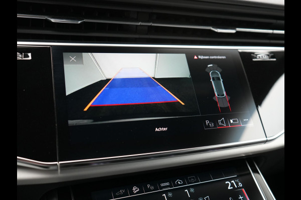 Audi Q8 55 TFSI e Quattro 2x S Line Black Optic PHEV 381pk Dealer O.H. | Trekhaak Af Fabriek | Luchtvering | Panodak | Bang & Olufsen Sound | Camera | Alcantara Sportstoelen Verwarmd | 23"L.M | Virtual | Navigatie | DAB | Plug In Hybrid |