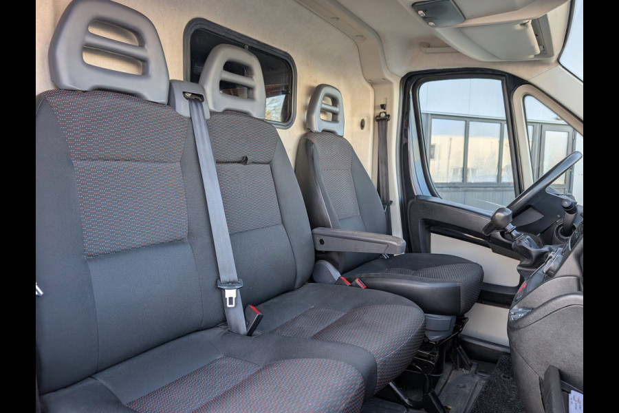 Citroën Jumper 35 2.0 L3H3 AIRCO CRUISE NAVI 2,5T TREKHAAK 3ZITPLAATSEN