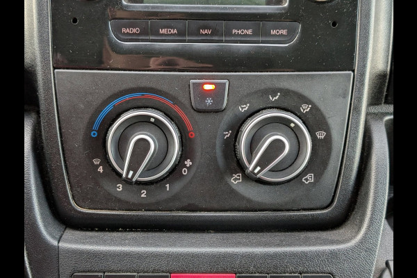 Citroën Jumper 35 2.0 L3H3 AIRCO CRUISE NAVI 2,5T TREKHAAK 3ZITPLAATSEN