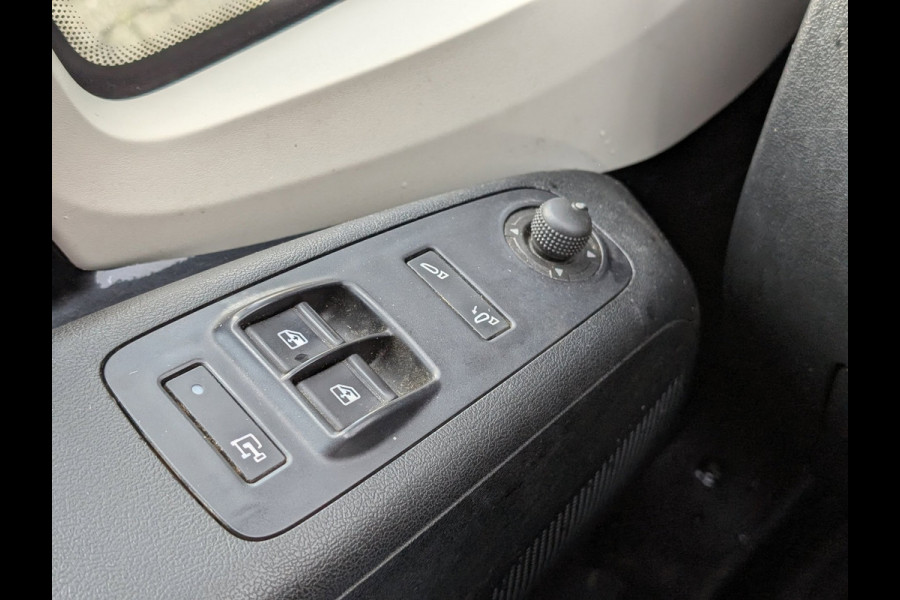 Citroën Jumper 35 2.0 L3H3 AIRCO CRUISE NAVI 2,5T TREKHAAK 3ZITPLAATSEN