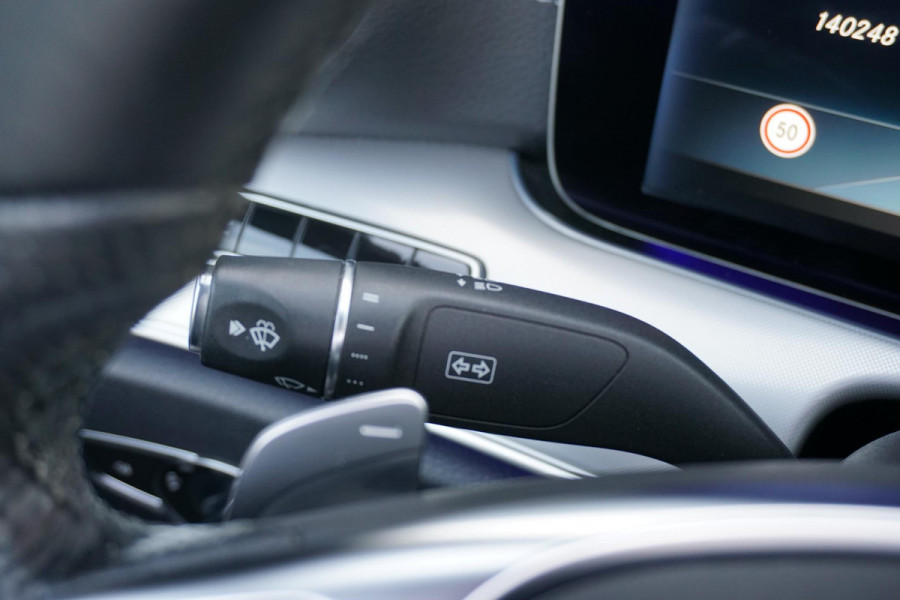 Mercedes-Benz E-Klasse Cabrio 200 Premium AMG + CAMERA / AIRSCARF / SFEERVERLICHTING