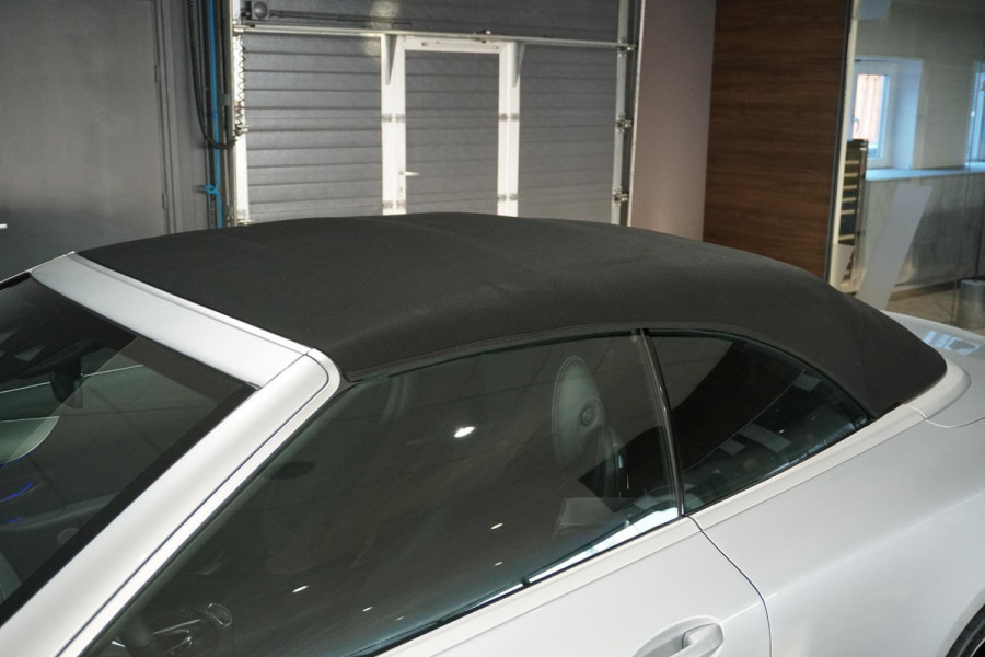 Mercedes-Benz E-Klasse Cabrio 200 Premium AMG + CAMERA / AIRSCARF / SFEERVERLICHTING