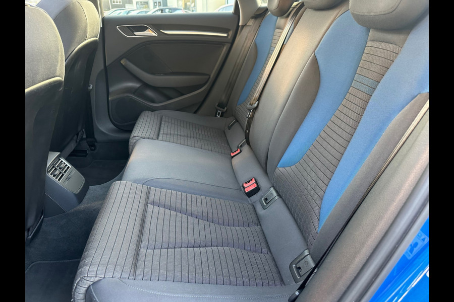 Audi A3 Sportback 35 TFSI CoD NAVI |PANO |LED