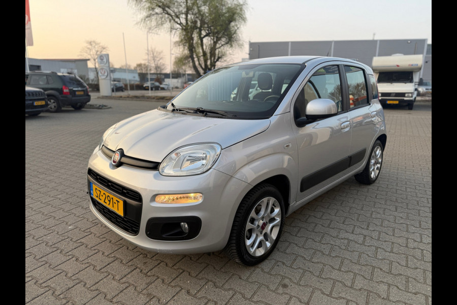 Fiat Panda 0.9 TwinAir Lounge Trekhaak (BOVAG/RIJKLAARPRIJS)