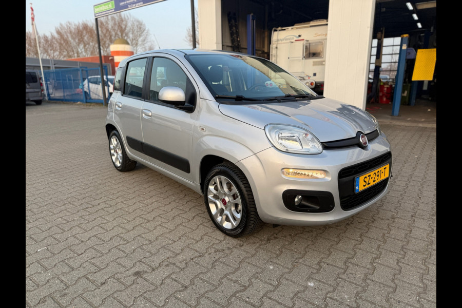 Fiat Panda 0.9 TwinAir Lounge Trekhaak (BOVAG/RIJKLAARPRIJS)