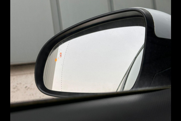 Hyundai Kona EV Premium 64 kWh |  SOH: 93,5% | Leder | HUD | Blindspot | Adaptive CC | LED |