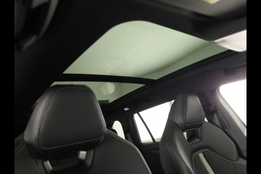 Škoda Kodiaq Sportline Business PHEV 1.5 TSI 204 pk 6 versn. DSG | Panoramadak | Wegklapbare trekhaak | Winter pakket | Verwarmbare vooruit