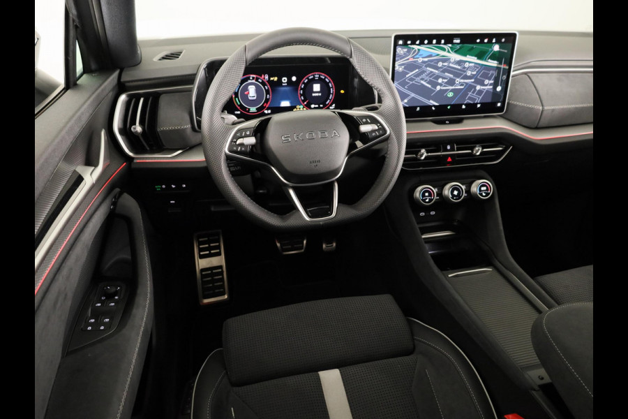 Škoda Kodiaq Sportline Business PHEV 1.5 TSI 204 pk 6 versn. DSG | Panoramadak | Wegklapbare trekhaak | Winter pakket | Verwarmbare vooruit