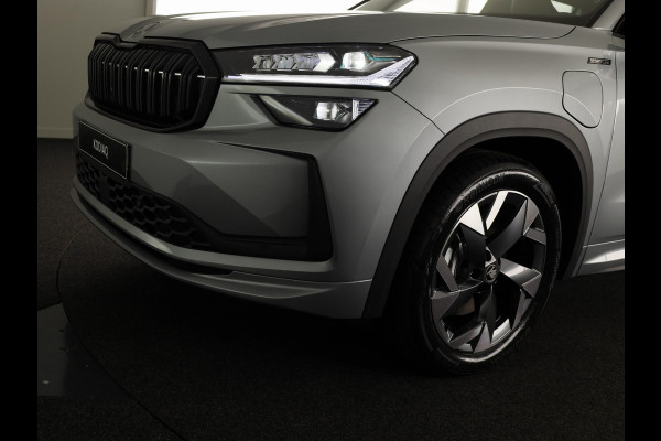 Škoda Kodiaq Sportline Business PHEV 1.5 TSI 204 pk 6 versn. DSG | Panoramadak | Wegklapbare trekhaak | Winter pakket | Verwarmbare vooruit