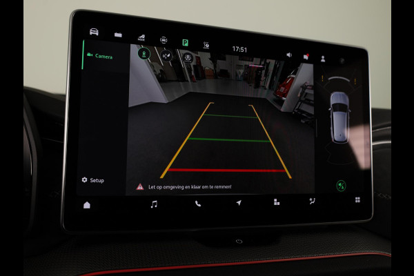 Škoda Kodiaq Sportline Business PHEV 1.5 TSI 204 pk 6 versn. DSG | Panoramadak | Wegklapbare trekhaak | Winter pakket | Verwarmbare vooruit