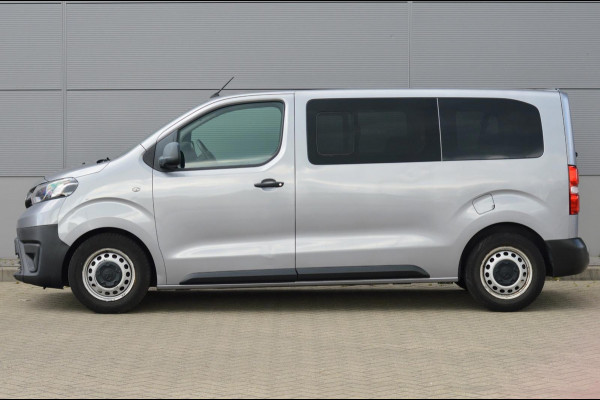 Toyota Proace Shuttle 1.5 D-4D Navigator Medium
