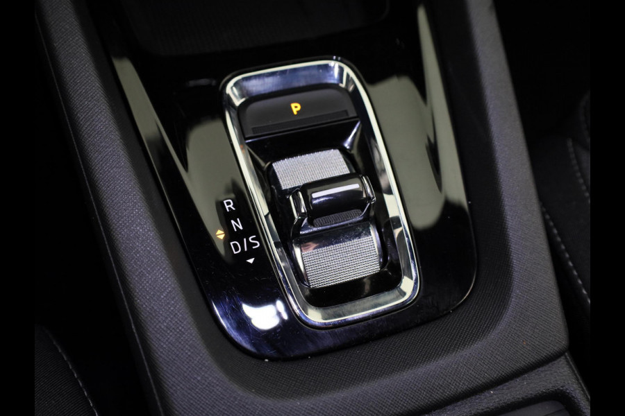 Škoda Octavia Combi 1.4 TSI iV PHEV Sportline Business 204 pk Automaat (DSG) | Verlengde garantie | Navigatie | Parkeersensoren | Adaptieve cruise control | Stoelverwarming |