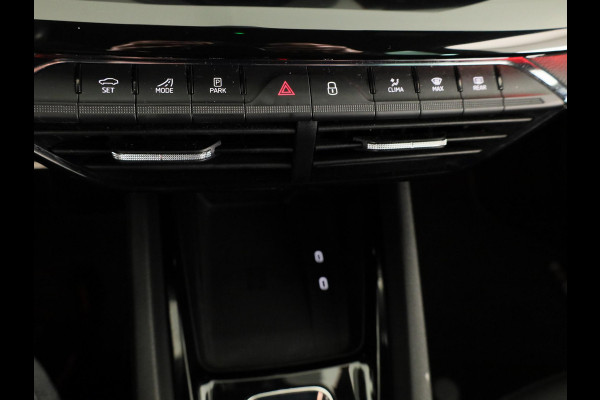 Škoda Octavia Combi 1.4 TSI iV PHEV Sportline Business 204 pk Automaat (DSG) | Verlengde garantie | Navigatie | Parkeersensoren | Adaptieve cruise control | Stoelverwarming |