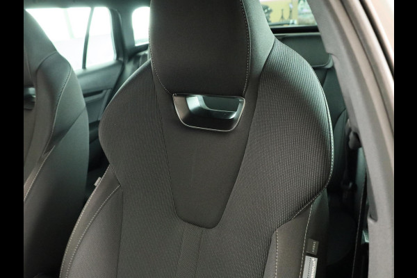 Škoda Octavia Combi 1.4 TSI iV PHEV Sportline Business 204 pk Automaat (DSG) | Verlengde garantie | Navigatie | Parkeersensoren | Adaptieve cruise control | Stoelverwarming |