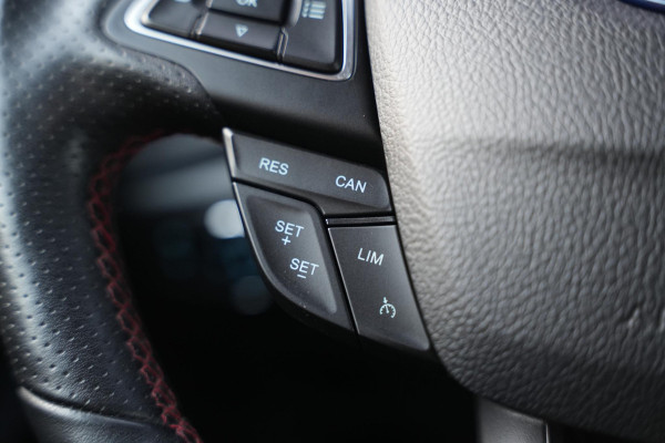 Ford EcoSport 1.0 EcoBoost Titanium ST Line Stuurverw. Cruise Clima Navigatie